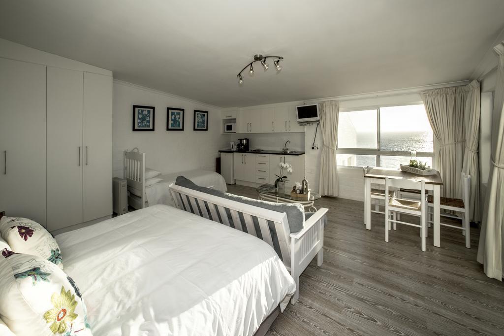 Rocklands Seaside Bed And Breakfast Simonʼs Town Chambre photo
