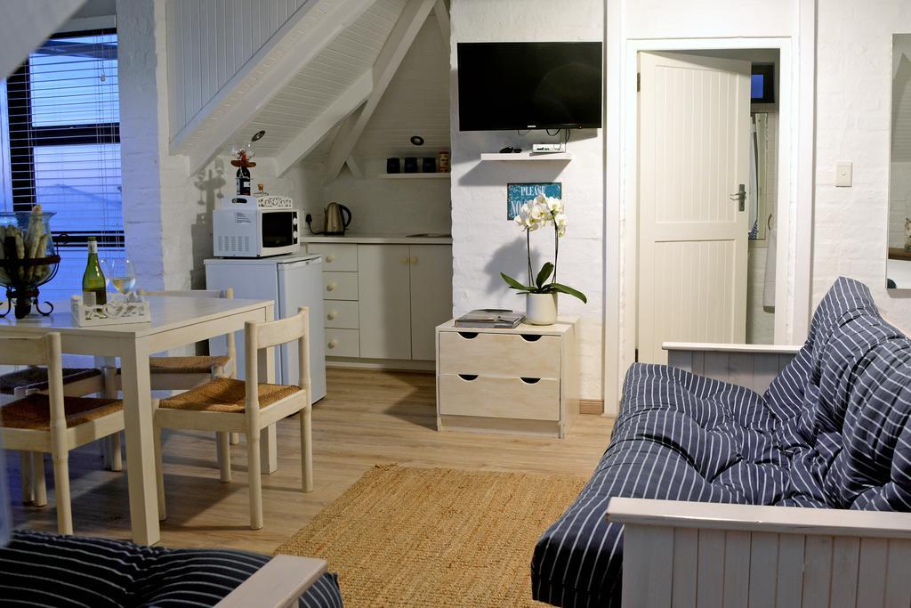 Rocklands Seaside Bed And Breakfast Simonʼs Town Extérieur photo