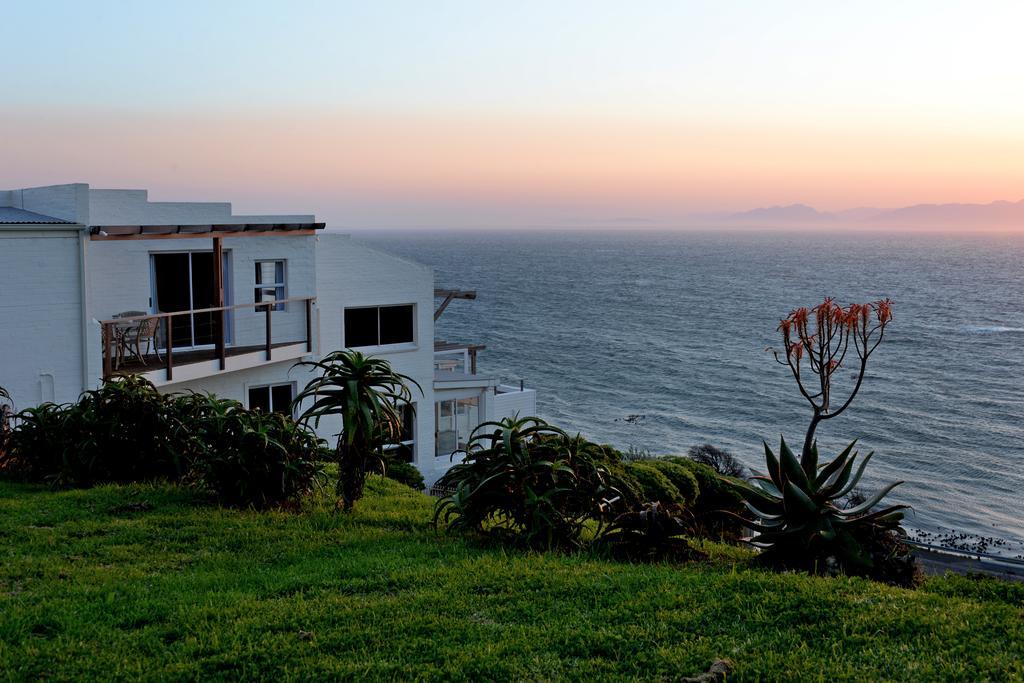 Rocklands Seaside Bed And Breakfast Simonʼs Town Extérieur photo